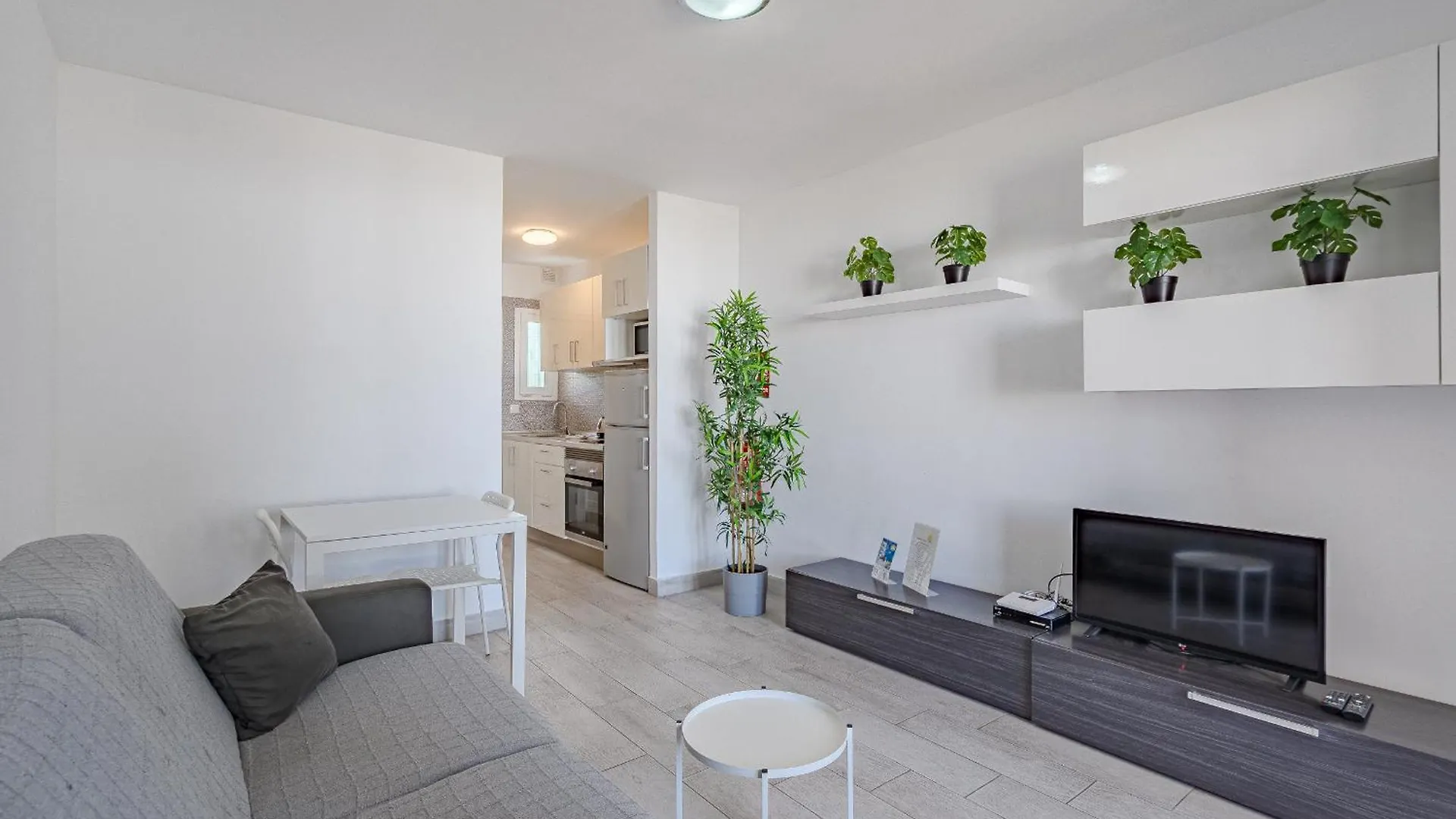 Apartamentos En Torres Del Sol Arona  0*, Arona (Tenerife) Spagna