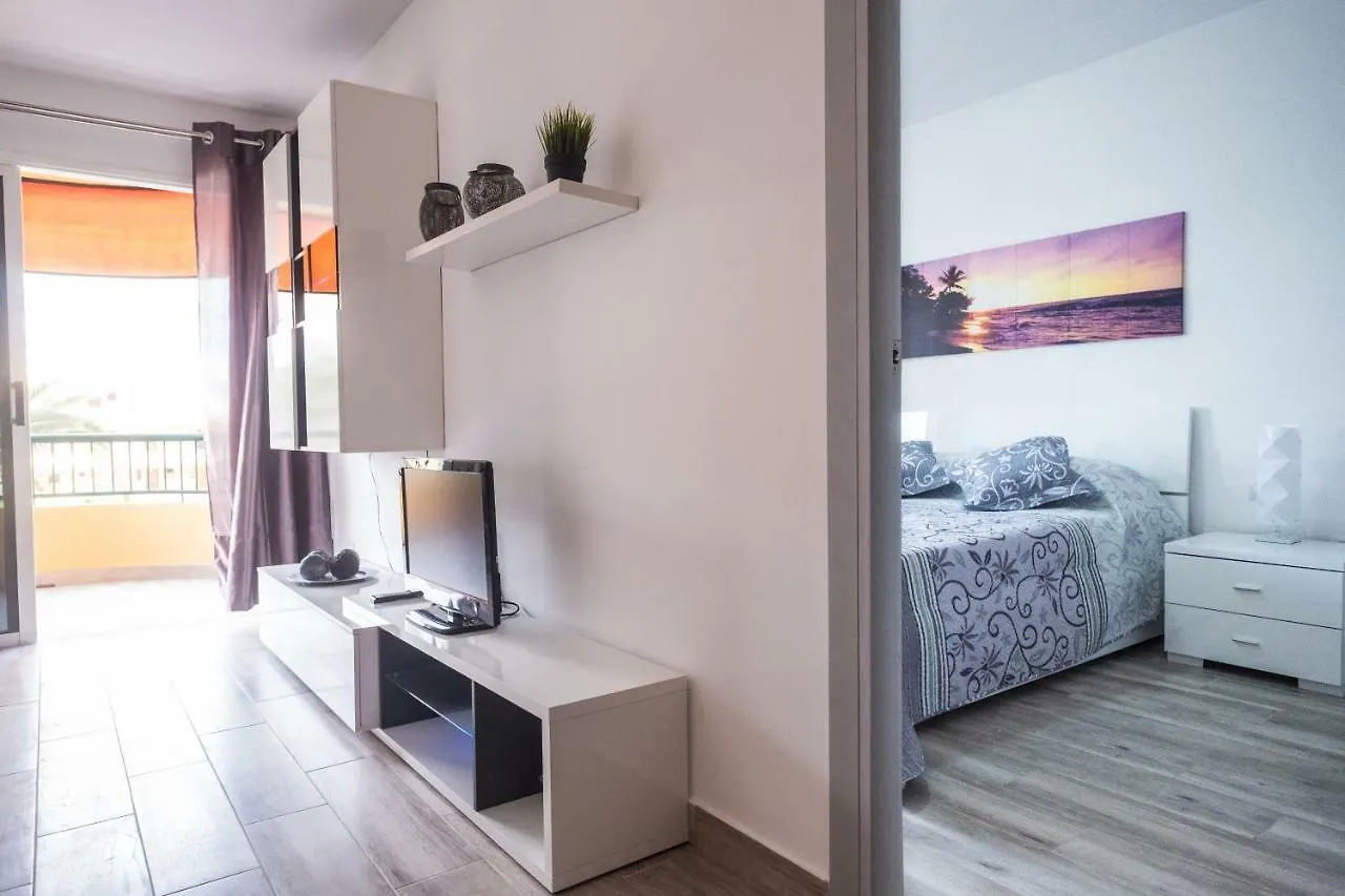 Apartamentos En Torres Del Sol Arona  Spagna